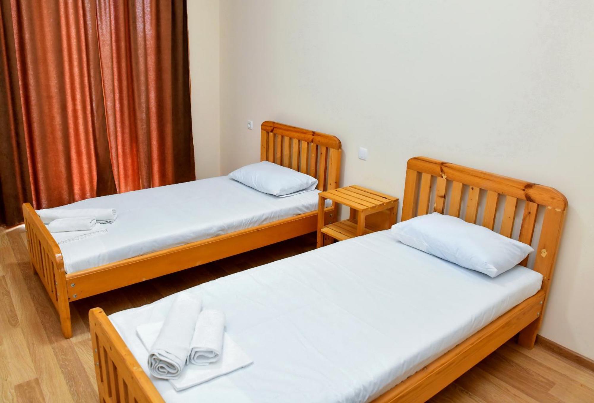 Just Inn Koutaïssi Extérieur photo
